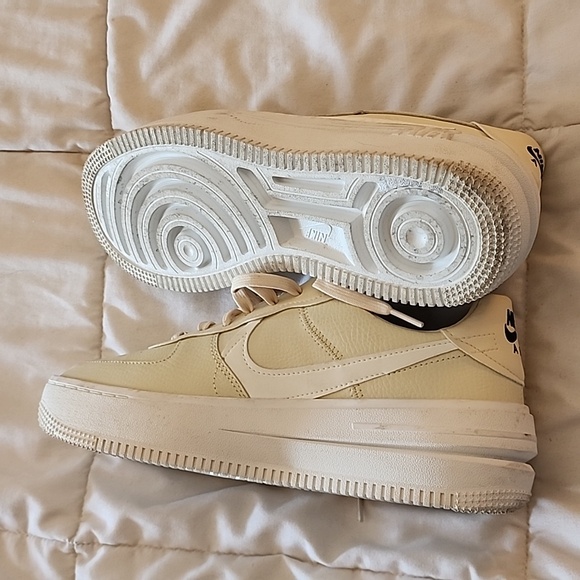 Nike AF1 Platform womens sneakers - Picture 10 of 12